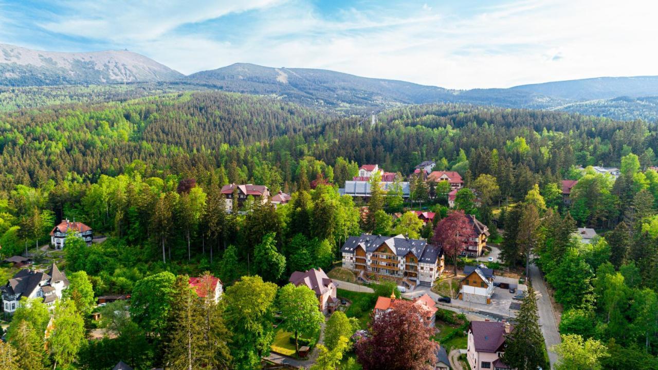 Sun & Snow Slowackiego Апартаменти *